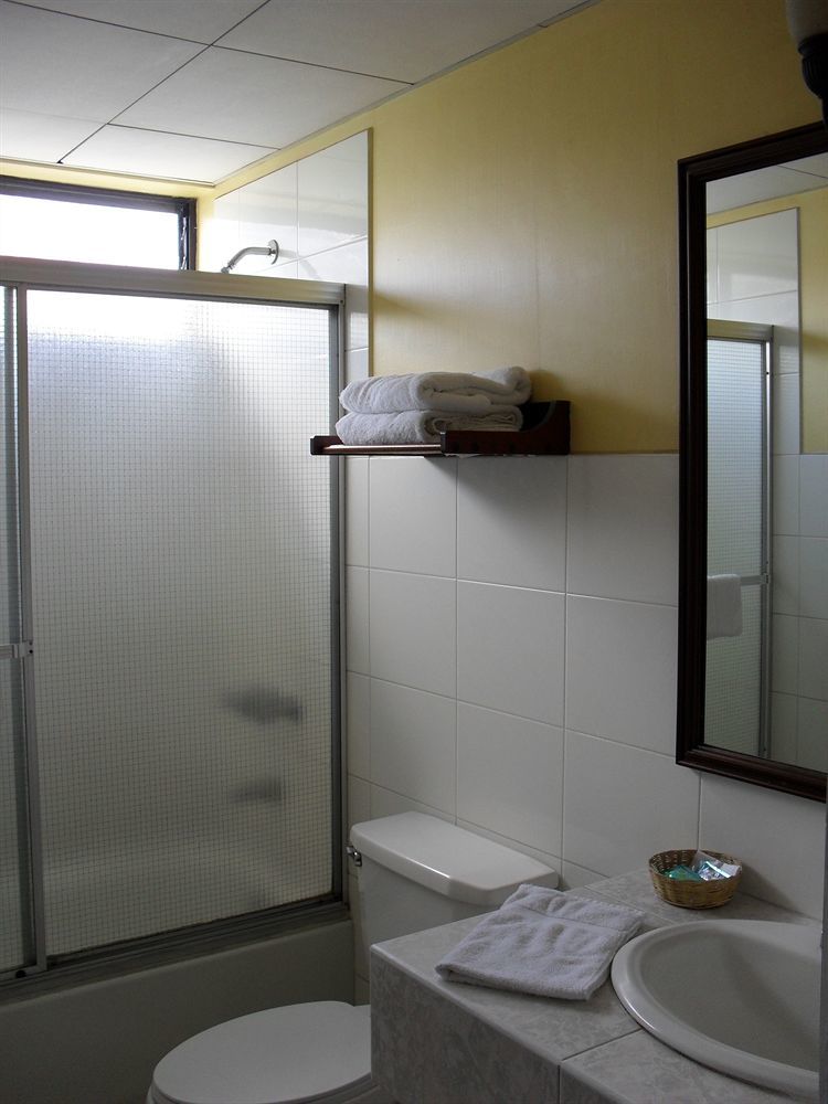 Hotel Residencia Del Sol Guatemala City Bagian luar foto