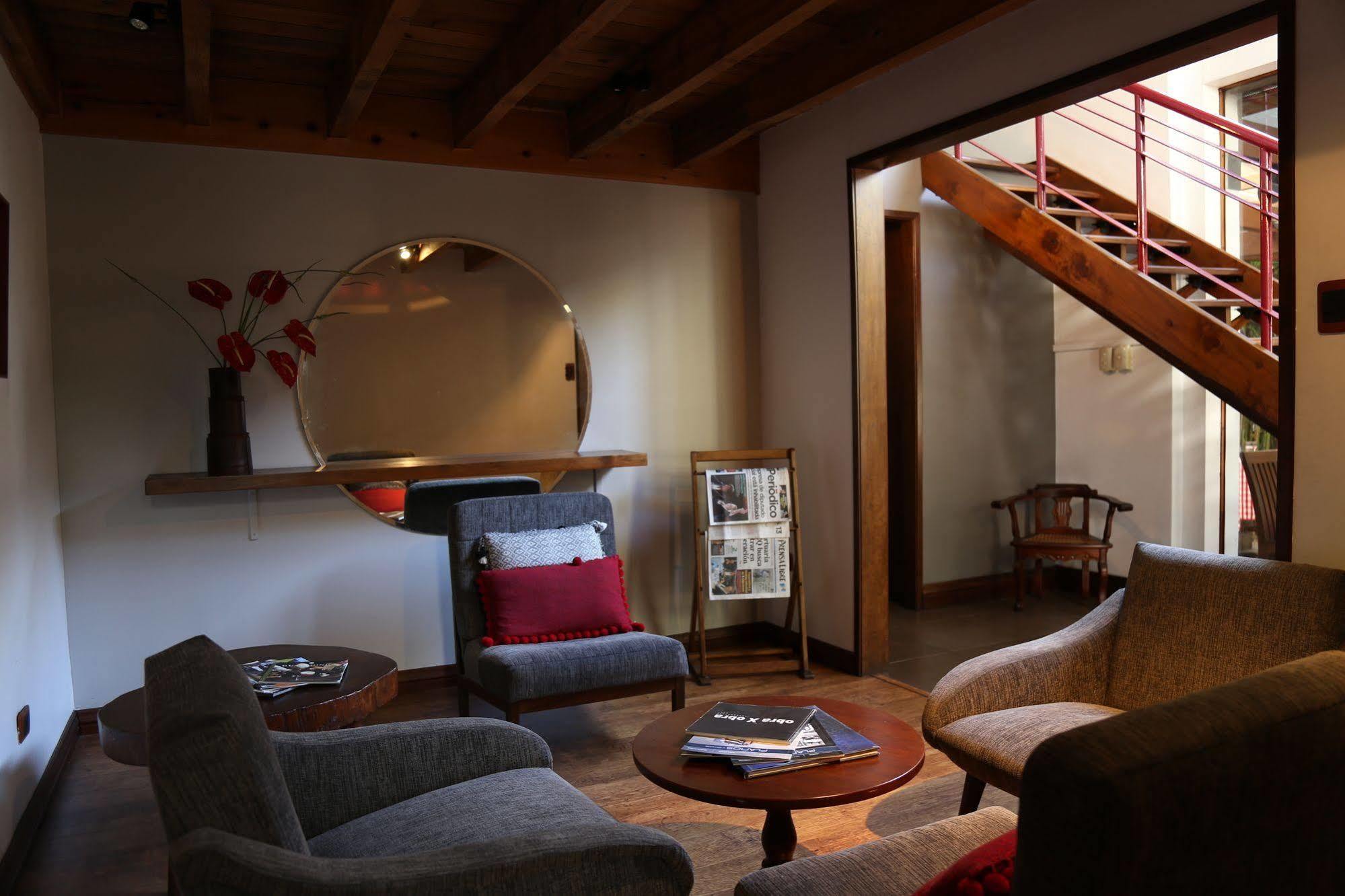 Hotel Residencia Del Sol Guatemala City Bagian luar foto