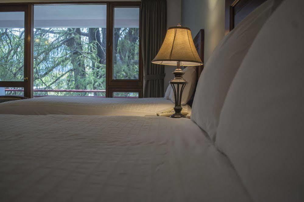 Hotel Residencia Del Sol Guatemala City Bagian luar foto