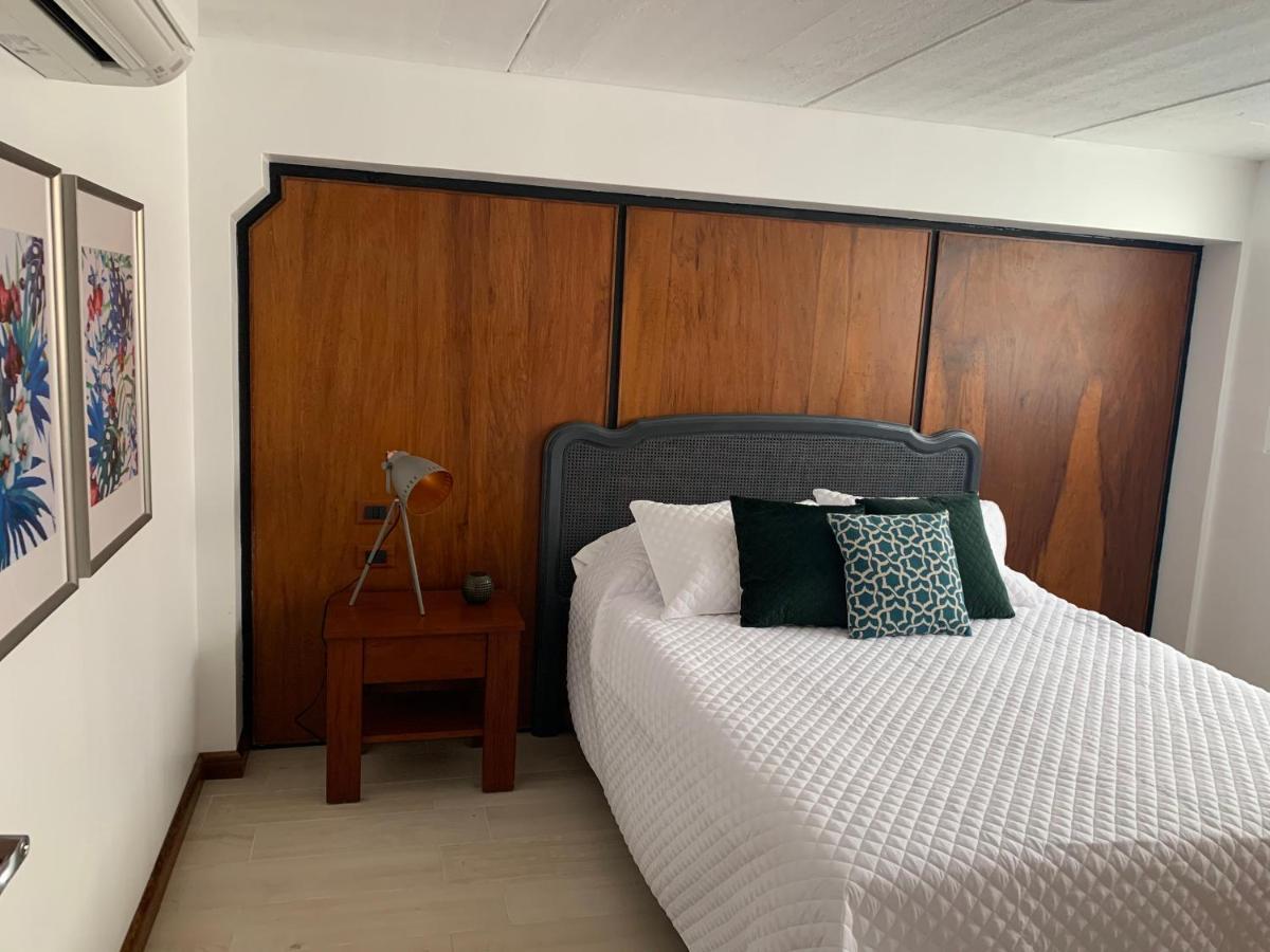 Hotel Residencia Del Sol Guatemala City Bagian luar foto